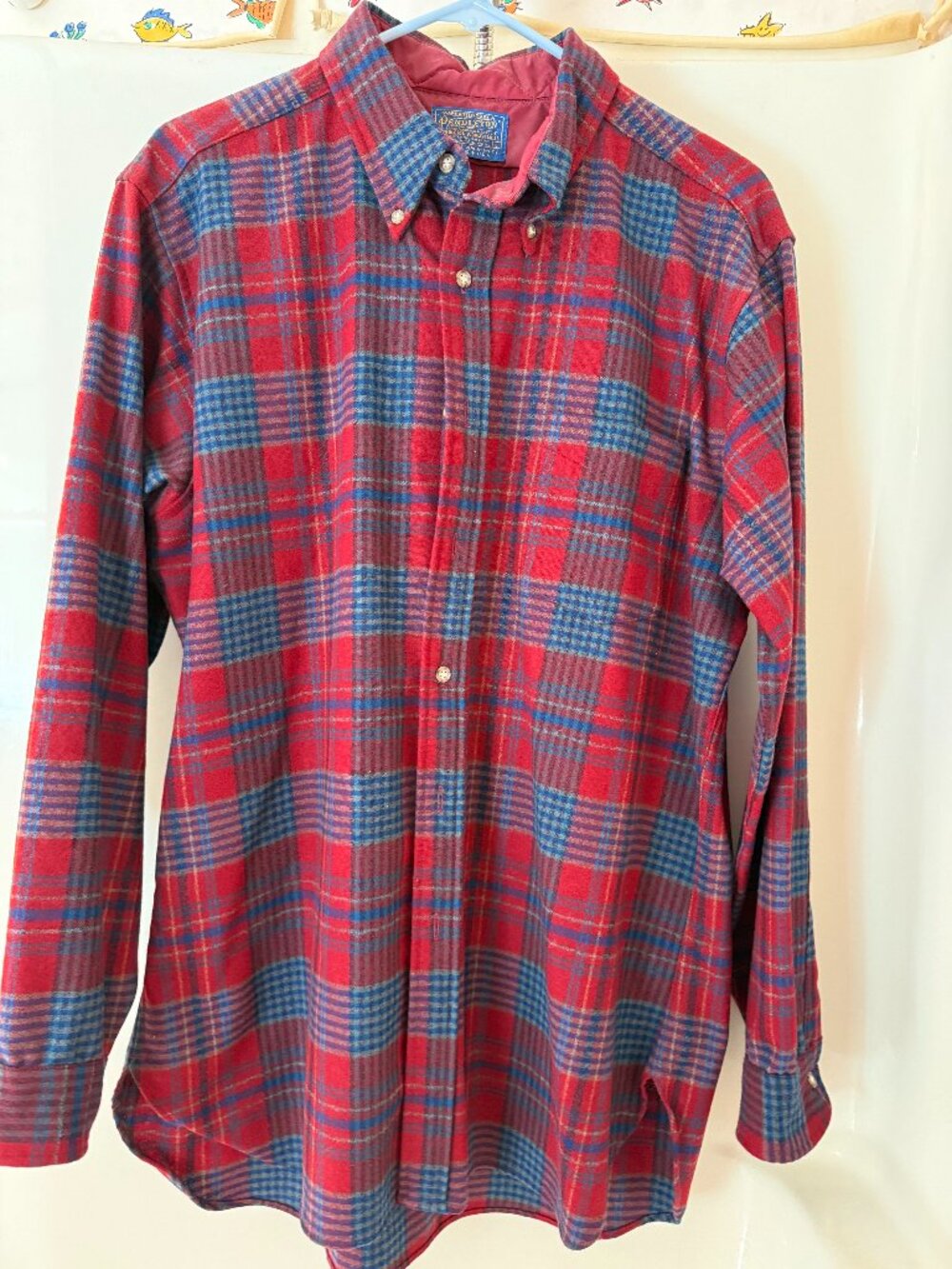 Vintage Pendleton 100% Wool Button Down Shirt Men's Large in Red/Blue Plaid